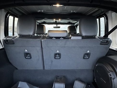 Used 2021 Jeep Wrangler Unlimited Sahara w/ Cold Weather Group image 21