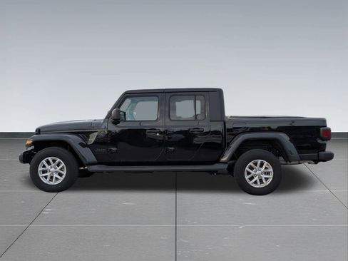 Certified 2023 Jeep Gladiator Sport image 3