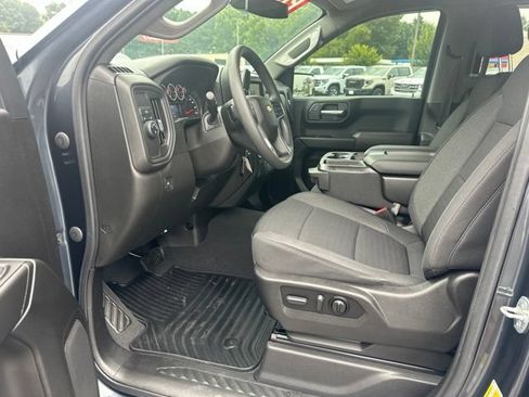 Used 2022 Chevrolet Silverado 1500 Custom w/ Safety Confidence Package RWD image 13
