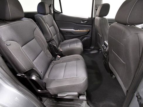 Used 2023 GMC Acadia SLE w/ Driver Convenience Package image 18