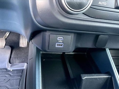 Certified 2024 Ford Maverick XL image 32