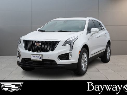 New 2026 Cadillac XT5 Luxury w/ LPO, Floor Liner Package image 1