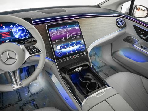 Certified 2023 Mercedes-Benz EQE 350+ 4MATIC Sedan image 17