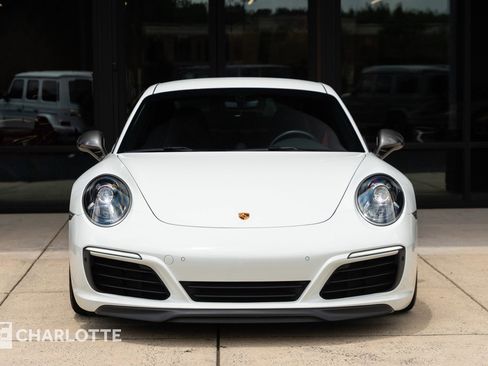 Used 2019 Porsche 911 Carrera T image 4