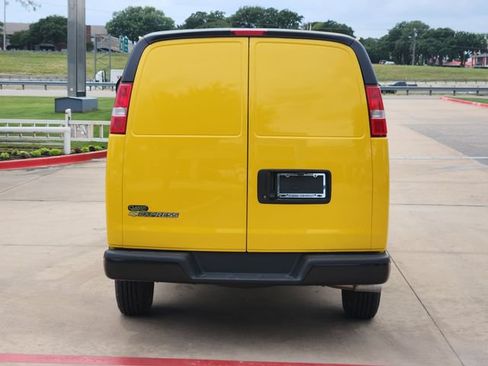 New 2025 Chevrolet Express 2500 RWD image 12