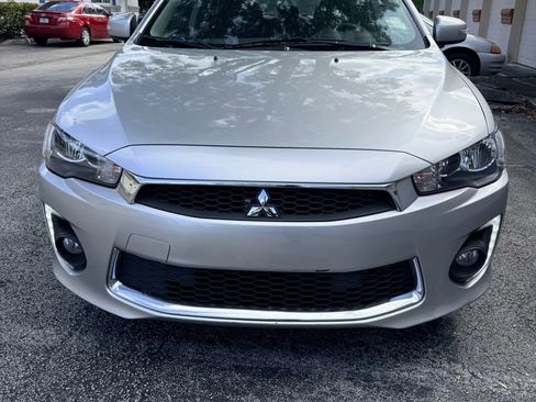 Used 2017 Mitsubishi Lancer ES image 1