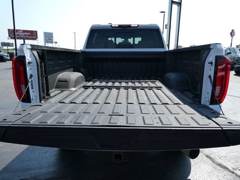 Certified 2022 GMC Sierra 2500 AT4 w/ AT4 Premium Plus Package AWD/4WD image 18