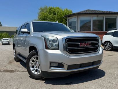 Used 2017 GMC Yukon XL SLT