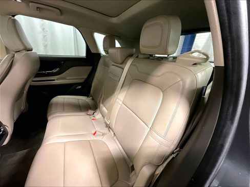 Used 2022 Lincoln Corsair Reserve w/ Equipment Group 201A image 15