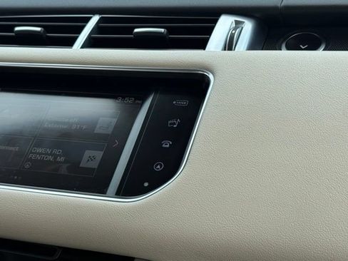 Used 2016 Land Rover Range Rover Sport HSE AWD/4WD image 29