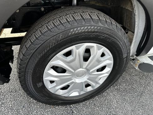 Used 2024 Ford Transit 250 Low Roof w/ Exterior Upgrade Package image 20