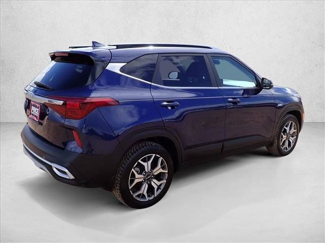 Used 2022 Kia Seltos EX AWD/4WD image 4