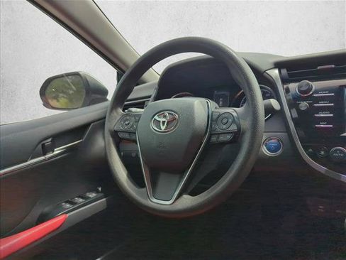 Used 2019 Toyota Camry LE FWD image 25