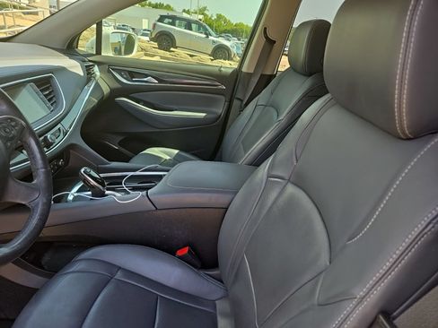 Used 2018 Buick Enclave Premium w/ Experience Buick Package FWD image 14