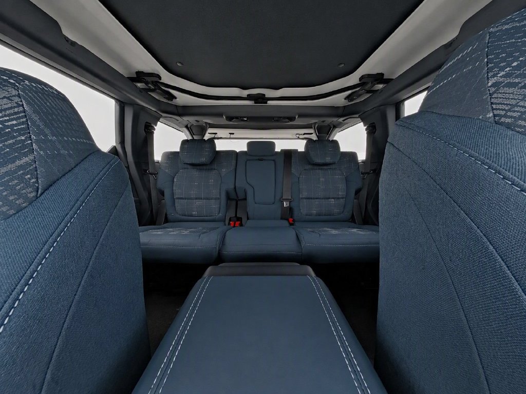 New 2026 Ford Bronco Heritage Edition AWD/4WD image 17