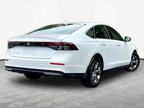 Used 2023 Honda Accord EX image 6
