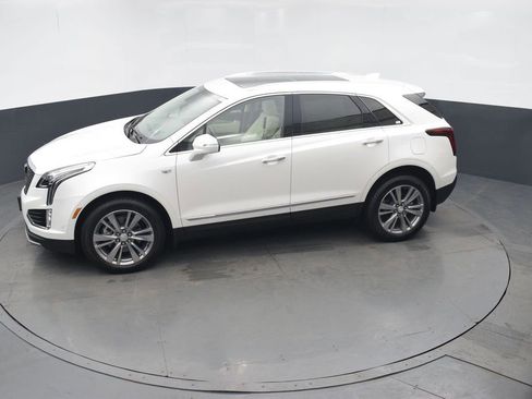 New 2026 Cadillac XT5 Premium Luxury w/ Driver Assist Package image 42