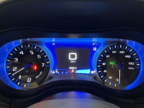 Used 2023 Chrysler 300 Touring L w/ Popular Equipment Group image 17