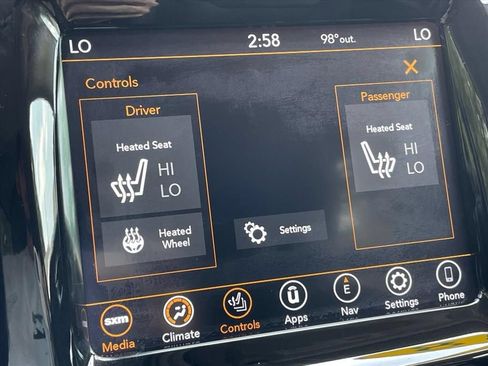 Used 2018 Jeep Compass Limited w/ Navigation Group FWD image 17