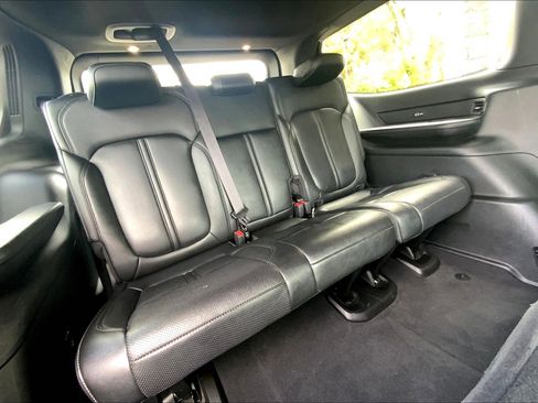 Used 2022 Jeep Wagoneer Series II image 29