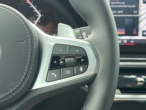 New 2026 BMW X5 xDrive40i w/ M Sport Package image 18