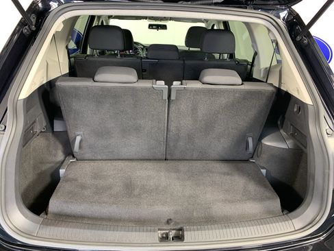 Used 2021 Volkswagen Tiguan S FWD image 35