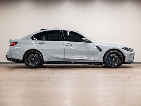 Used 2022 BMW M3 image 11