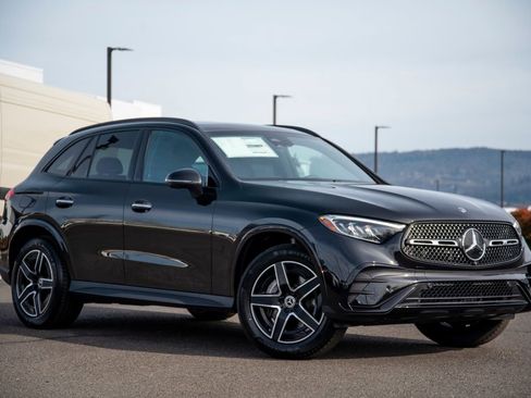 New 2026 Mercedes-Benz GLC 300 4MATIC image 3