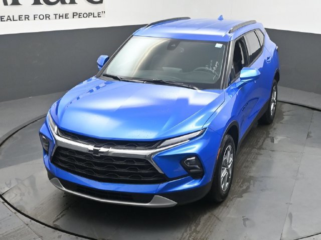 New 2026 Chevrolet Blazer LT w/ Convenience Package FWD image 24