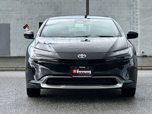 New 2026 Toyota Prius Plug-In Hybrid image 9
