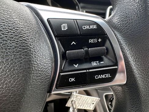 Used 2018 Hyundai Sonata SE FWD image 18