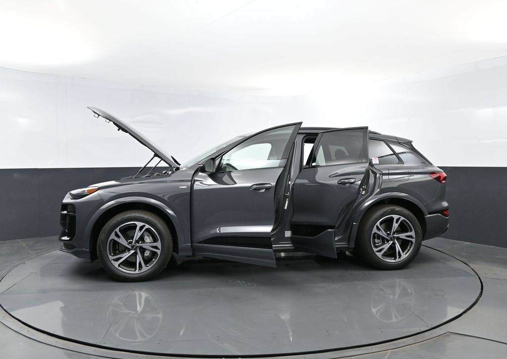 New 2027 Audi Q6 e-tron Premium AWD/4WD image 31