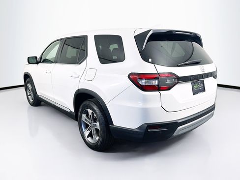 Used 2025 Honda Pilot EX-L image 5