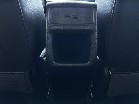 Used 2024 Chevrolet Trax LT image 27