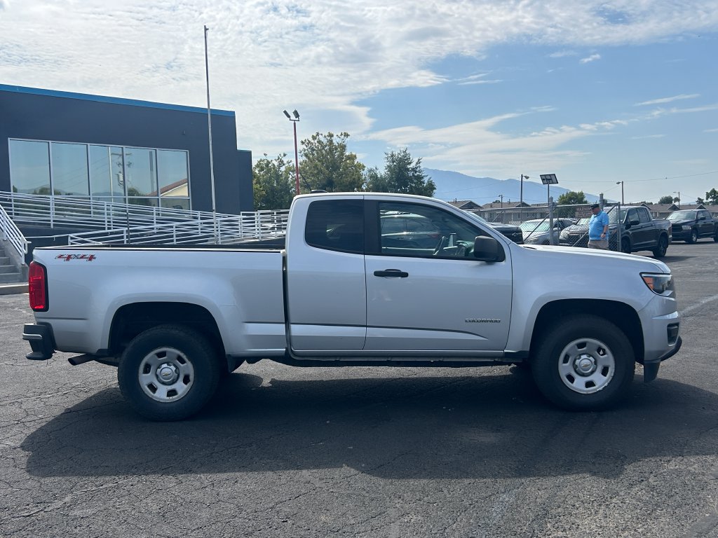 Used 2017 Chevrolet Colorado W/T w/ WT Convenience Package AWD/4WD image 2