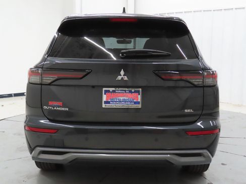 New 2026 Mitsubishi Outlander SEL FWD image 4