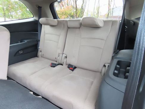 Used 2016 Honda Pilot EX image 15
