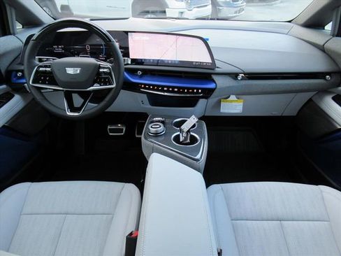 New 2026 Cadillac Optiq Sport 2 image 12