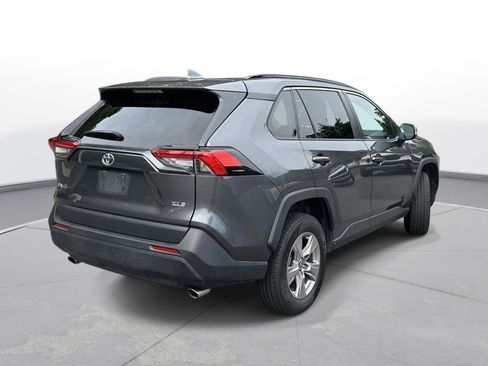 Used 2025 Toyota RAV4 XLE FWD image 6