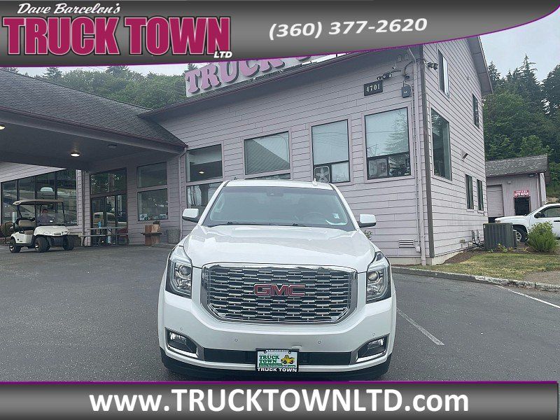 Used 2019 GMC Yukon Denali w/ Denali Ultimate Package AWD/4WD image 8