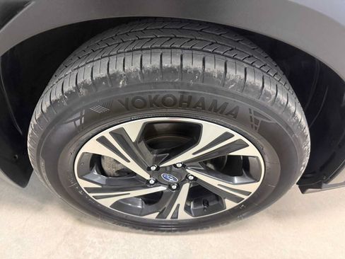 Certified 2024 Subaru Crosstrek 2.0i Premium AWD/4WD image 11