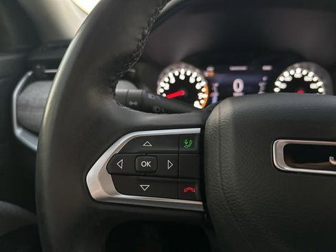 Used 2022 Jeep Compass Latitude image 21