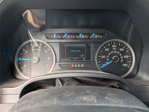 Used 2019 Ford F150 XLT w/ Equipment Group 302A Luxury AWD/4WD image 23