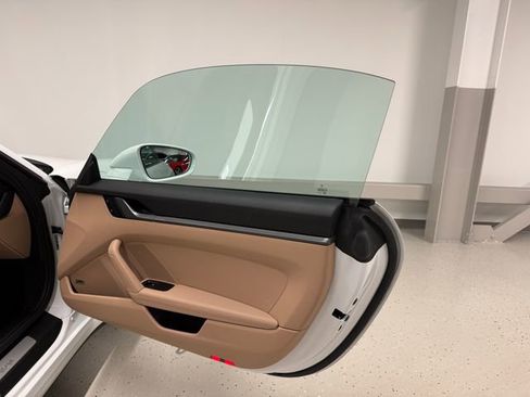 Certified 2024 Porsche 911 Carrera RWD image 37