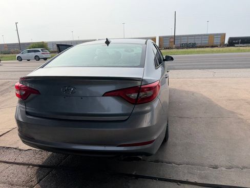 Used 2016 Hyundai Sonata SE FWD image 19