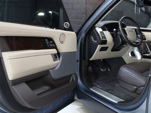 Used 2021 Land Rover Range Rover Westminster Edition image 27