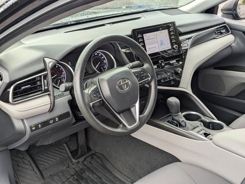 Used 2023 Toyota Camry LE image 12