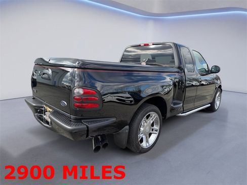Used 2000 Ford F150 Harley-Davidson image 3