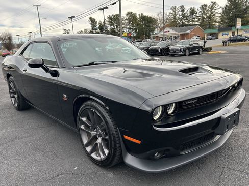 Used 2021 Dodge Challenger R/T Scat Pack image 12