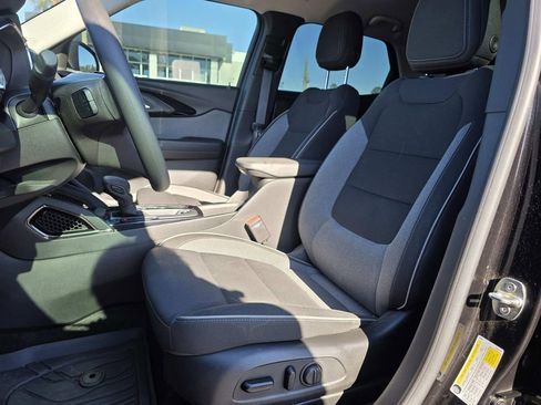 Used 2023 Chevrolet TrailBlazer LT image 8